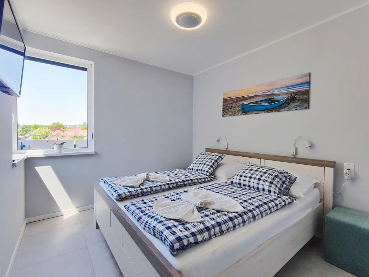 Lakeside Family & Studio Apartments Кестхей Экстерьер фото