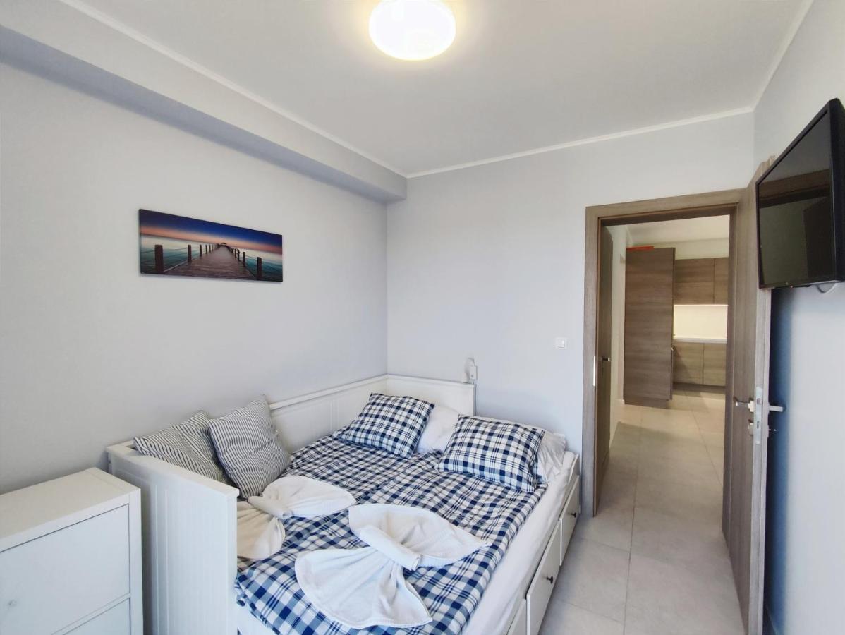 Lakeside Family & Studio Apartments Кестхей Экстерьер фото